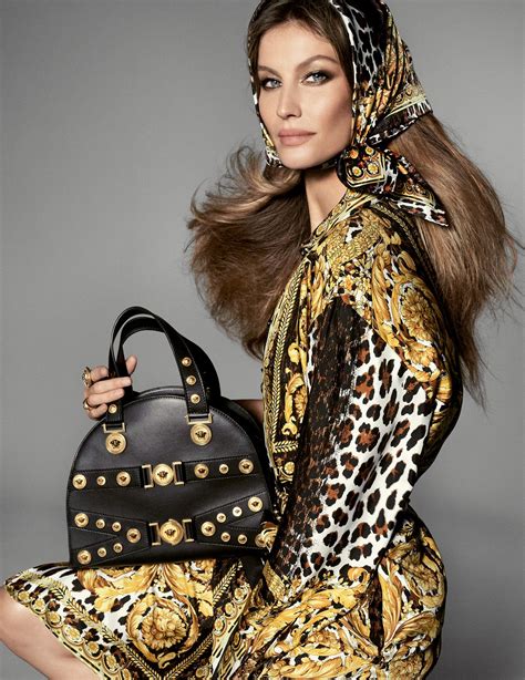 versace models 90